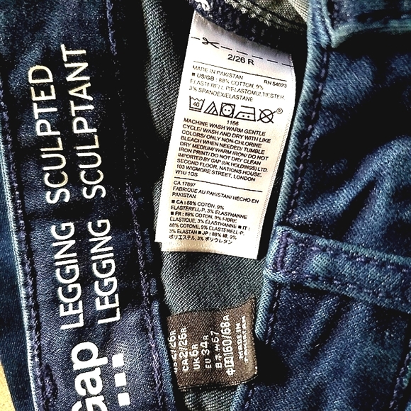 GAP Midrise Sculpted Legging Jeans - Picture 9 of 10